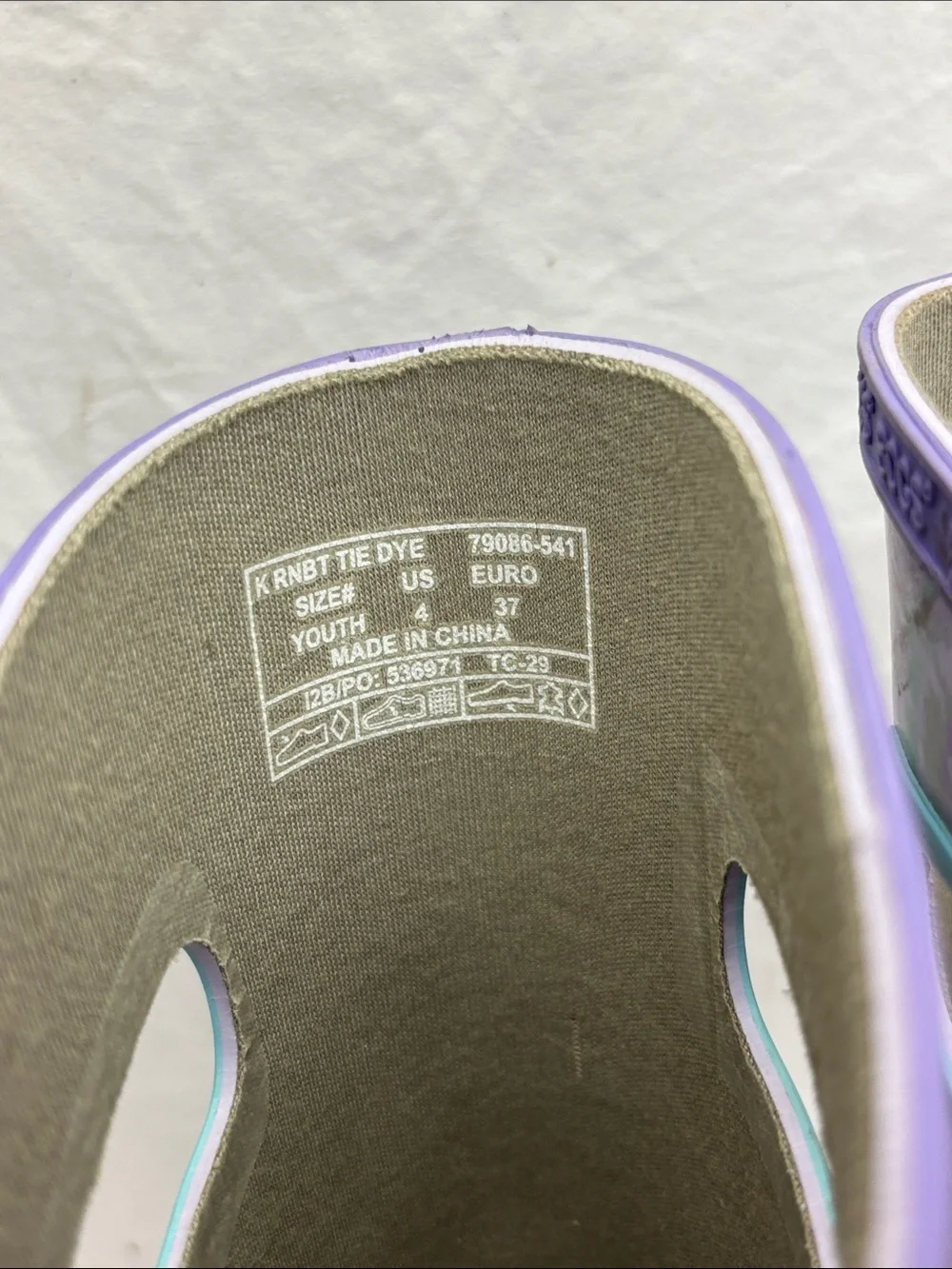 Bogs Purple Floral Kids Rain Boots with Mint Trim, SZ 4 big girl 2(BA)